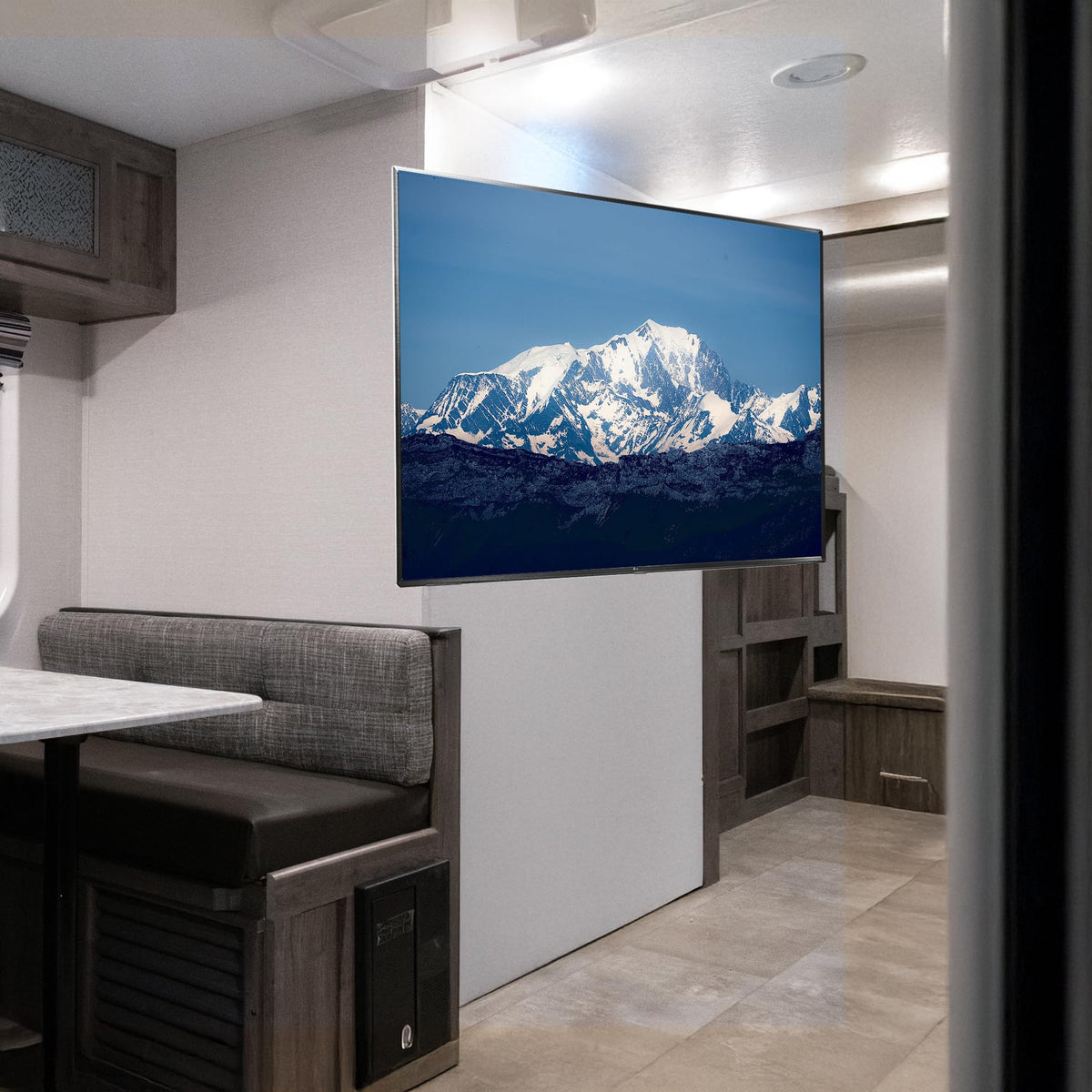 VIVO mount with TV for size comparison showing 23–55 inch compatibility and weight capacity benefit