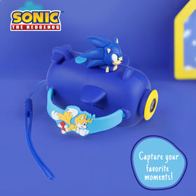 Voyager child using Sonic camcorder outdoors demonstrating portability and fun creative play
