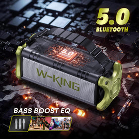 W-KING D8 USB power bank output to charge devices on the go