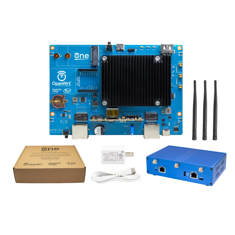 WayPonDEV Banana Pi WiFi 6 OpenWrt board top view highlights compact design for DIY networking experiments