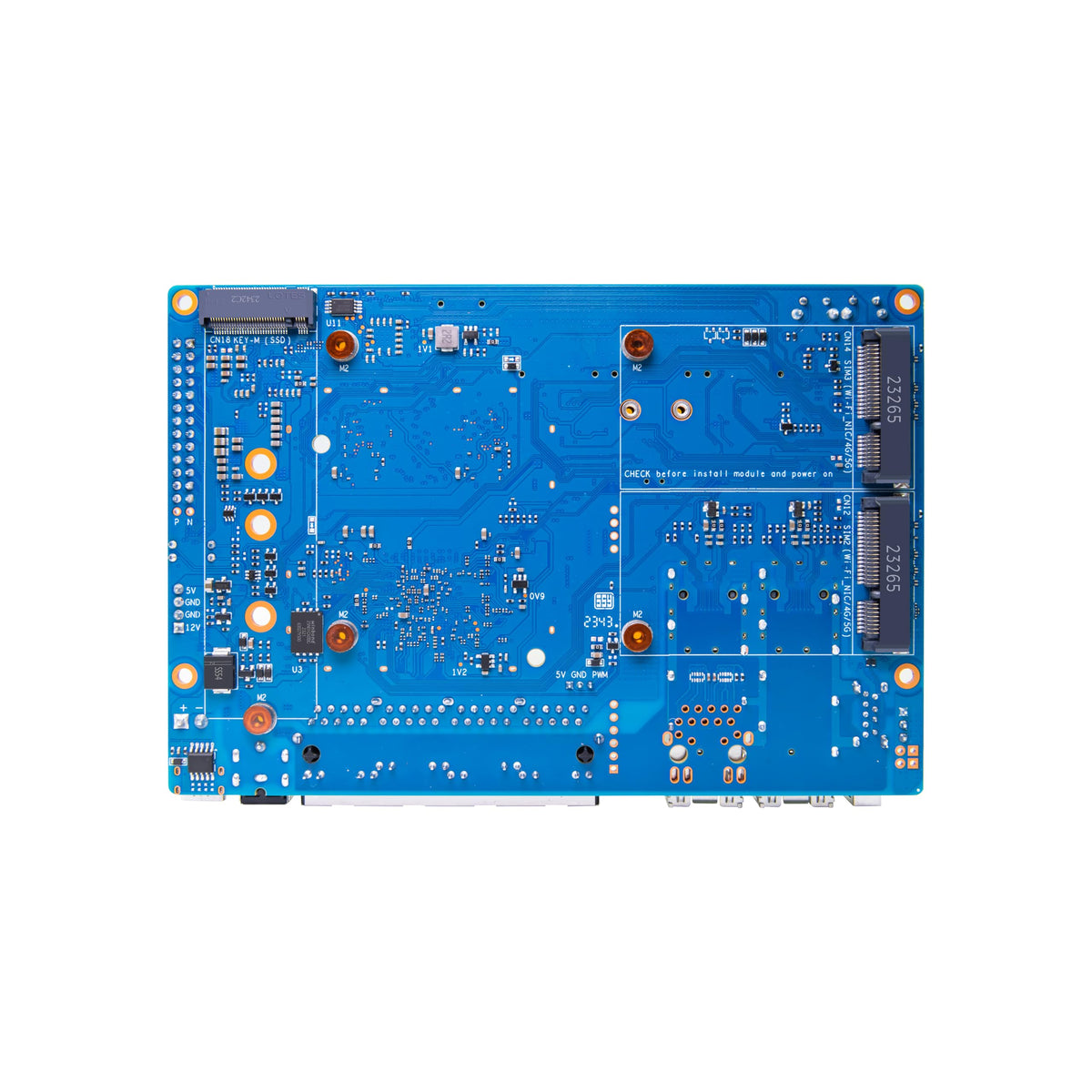WayPonDEV BPI-R4 M.2 NVMe slot supports fast storage expansion