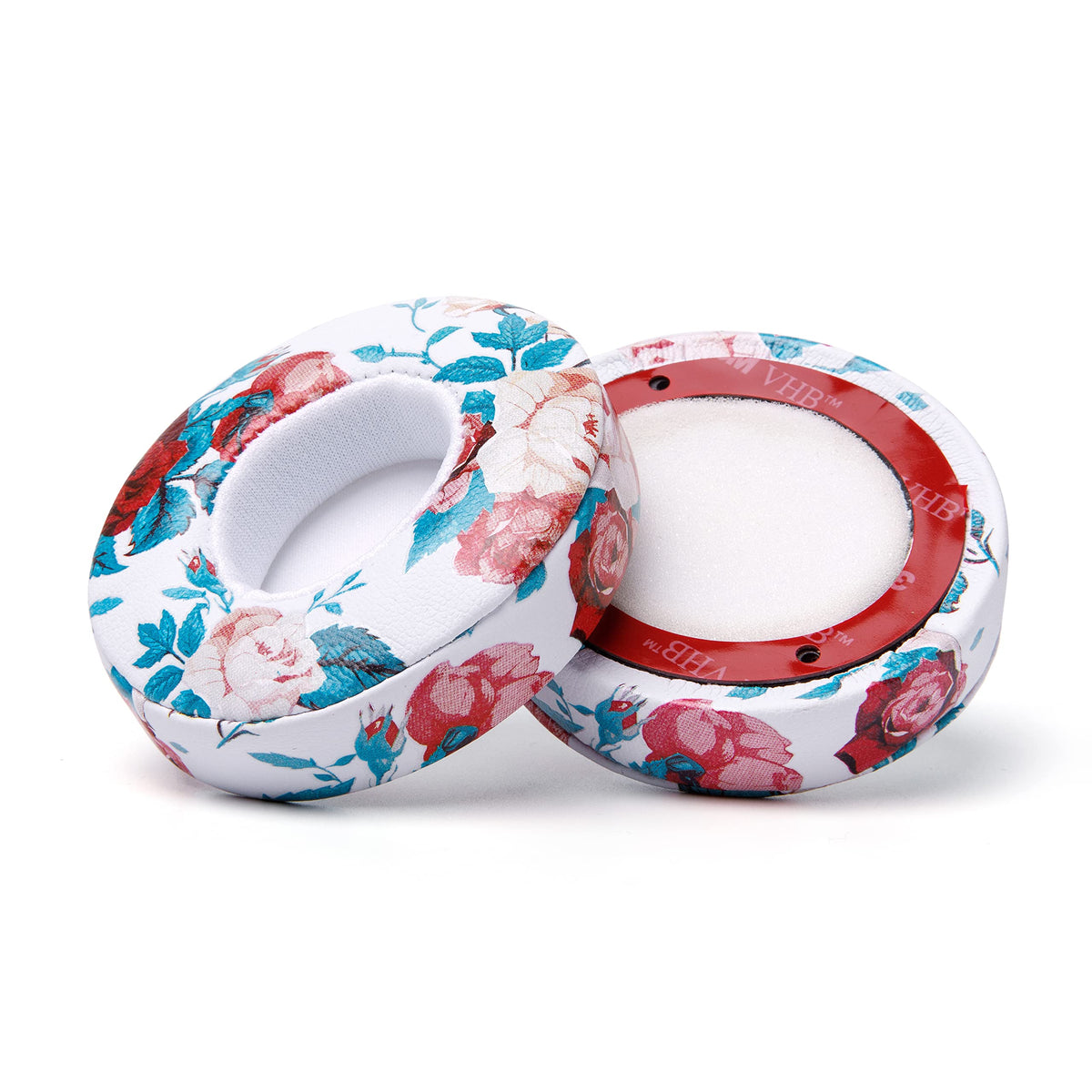 WC earpads in commuter setting showing comfort during travel benefit