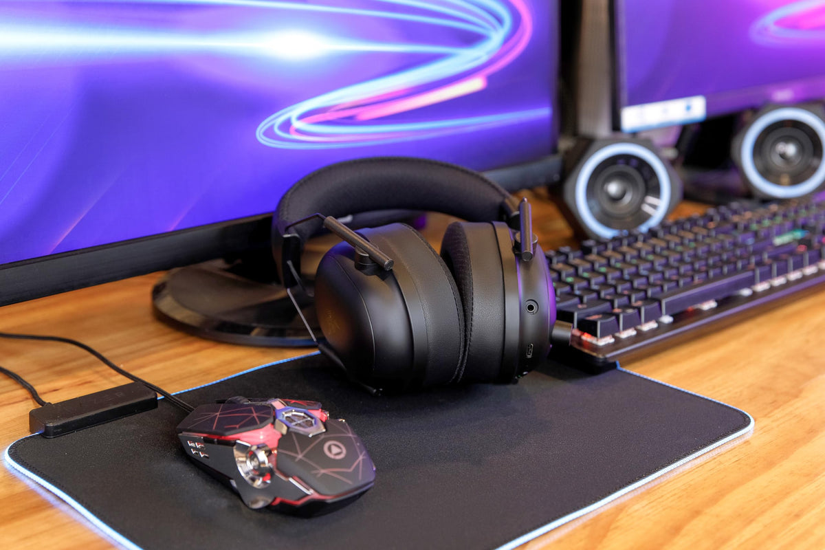 WC FreeZe BlackShark 2023 ear cushions showcase premium PU leather
