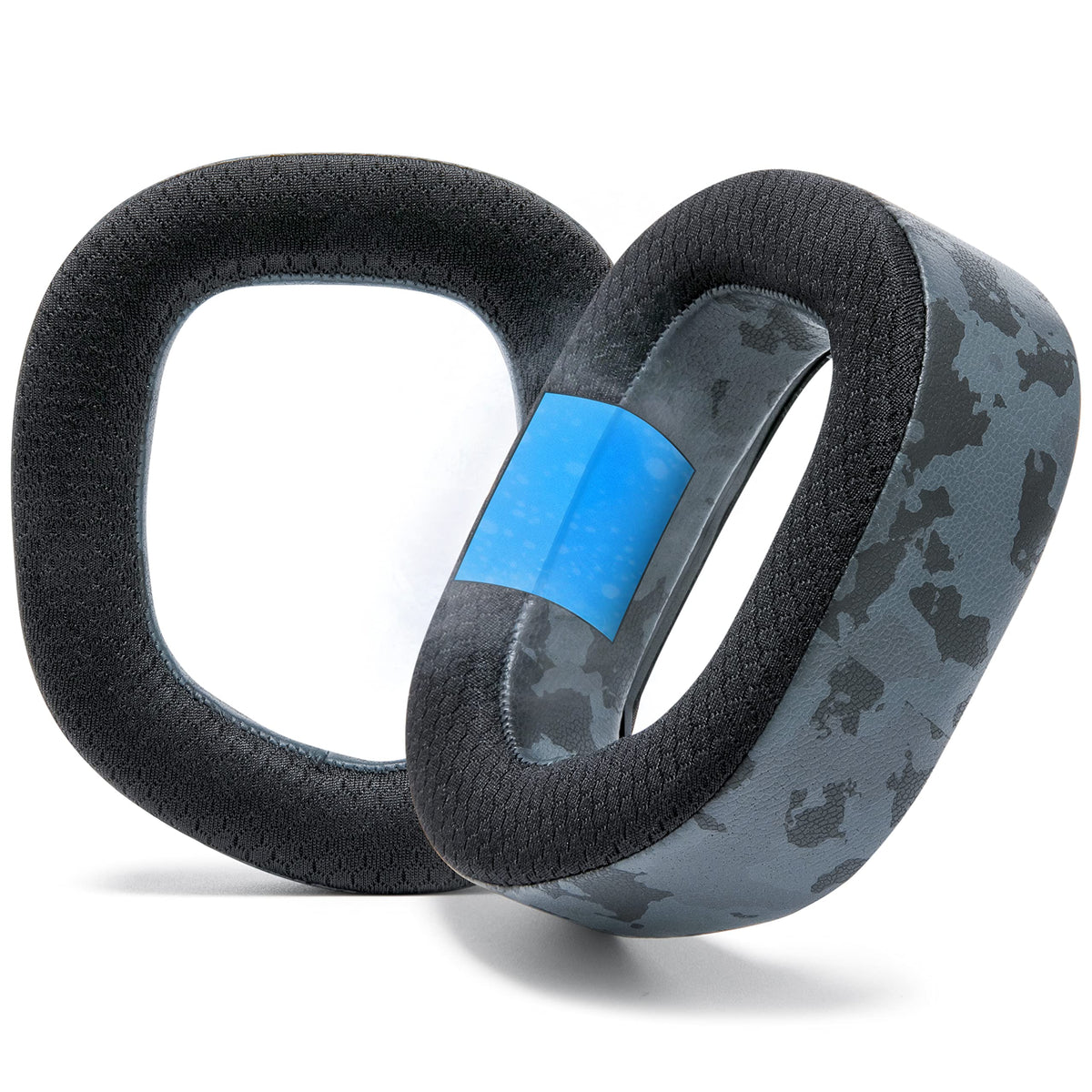 WC FreeZe HS80 earpads front view highlights cooling comfort for long sessions.