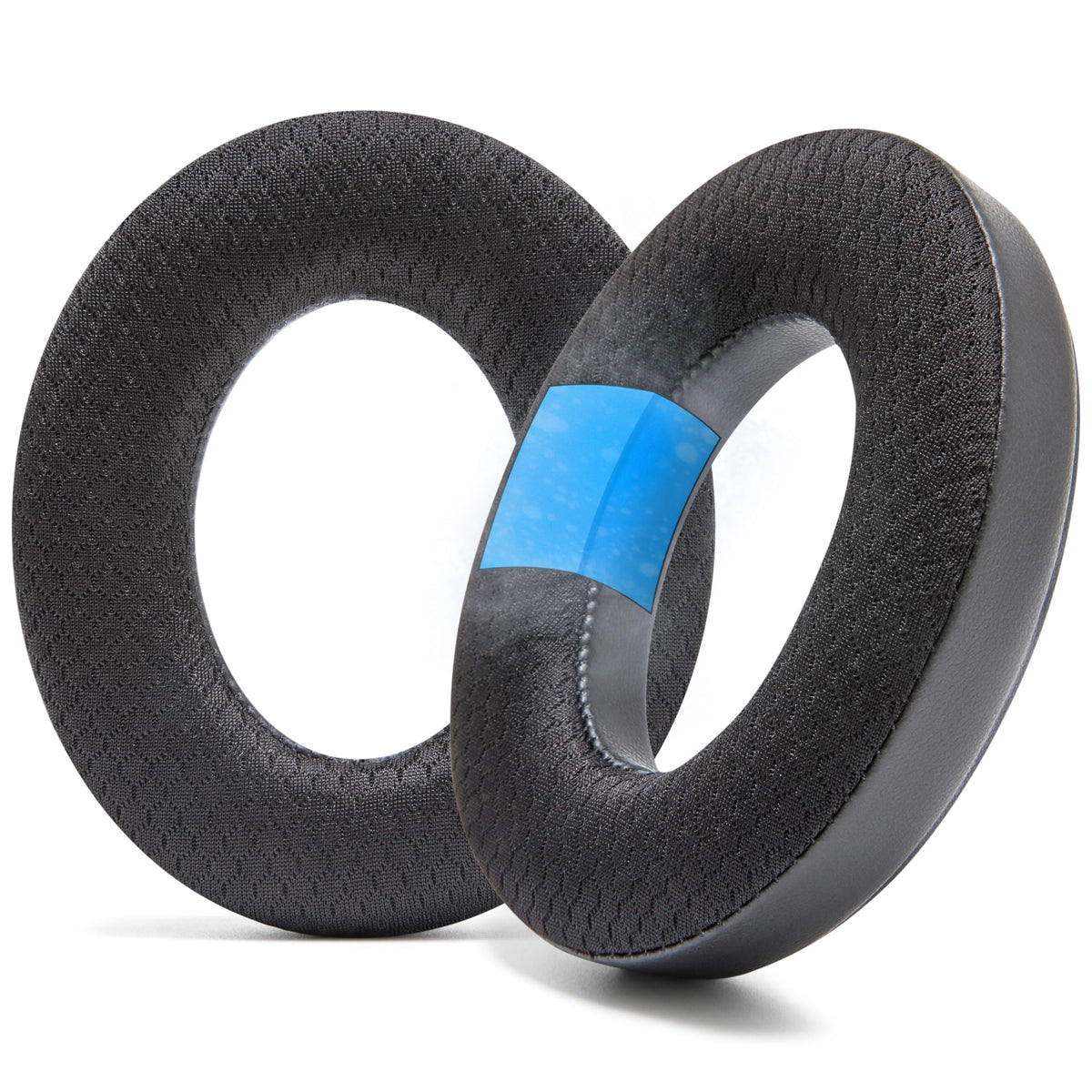 WC FreeZe Momentum 4 earpad front view for enhanced comfort during long listening