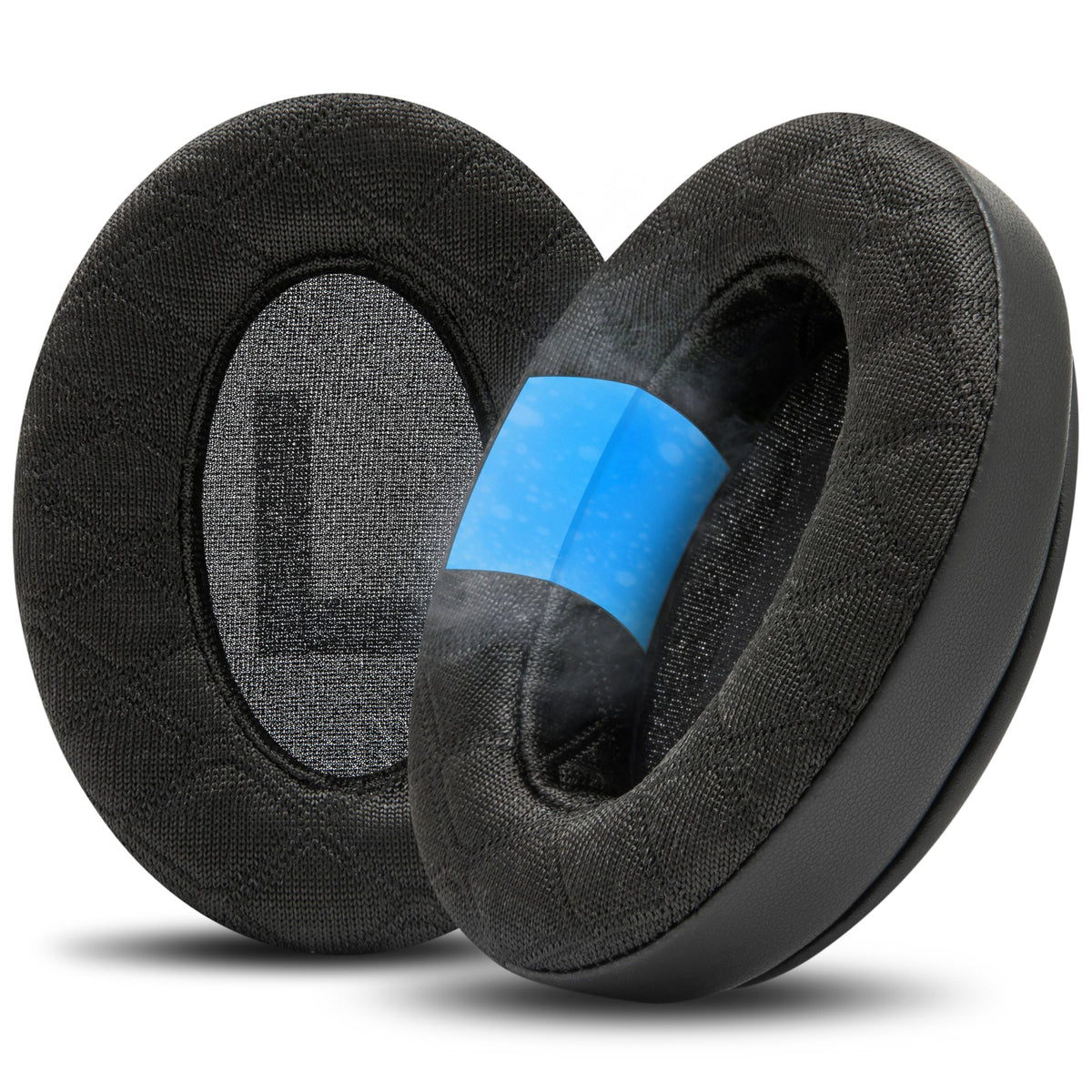 WC FreeZe V2 Cloud angled pad close-up showing cooler comfort for extended gaming sessions