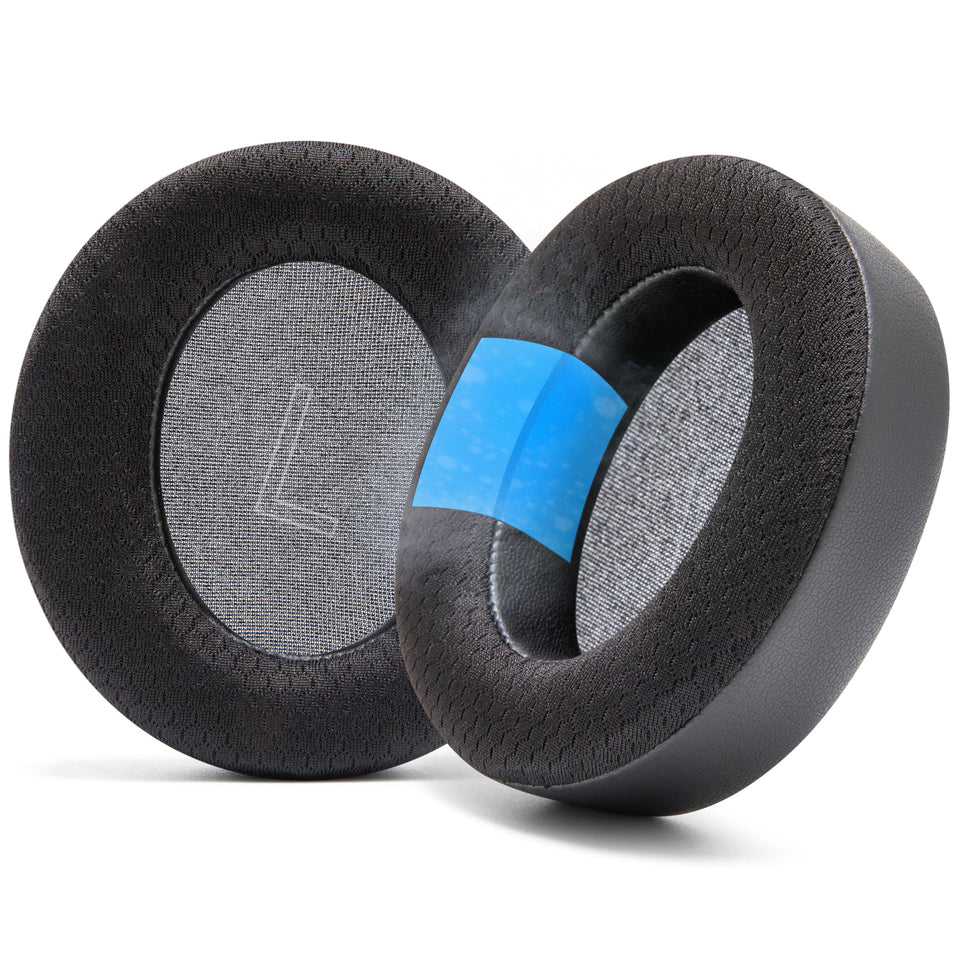 WC FreeZe Xbox Wireless cooling gel earpads demonstrate cooling comfort during extended gaming sessions