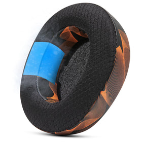 WC fabric and gel texture macro showing cooling layers and long-session support
