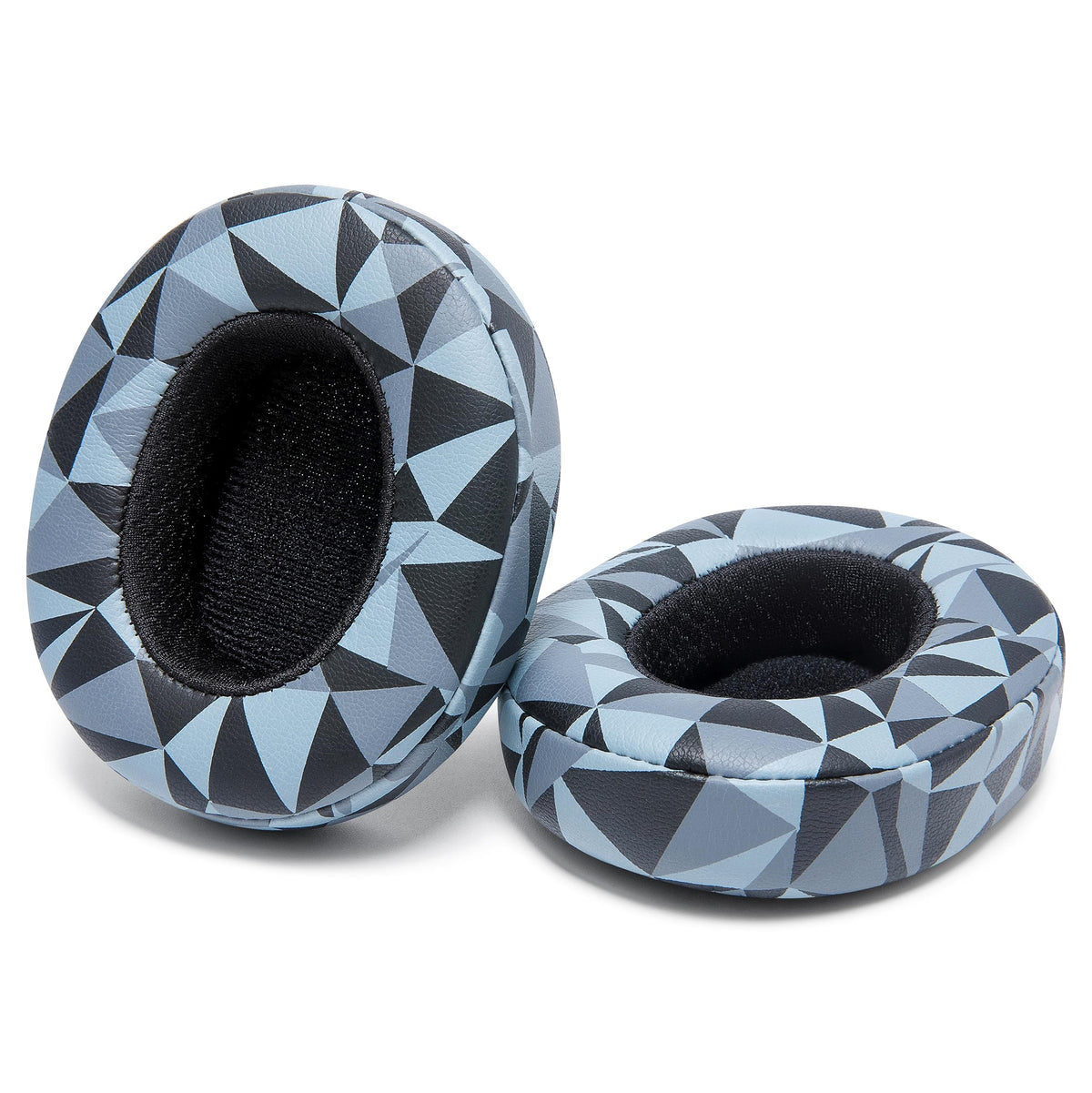WC lifestyle shot of user wearing Geo Grey pads for all-day comfort