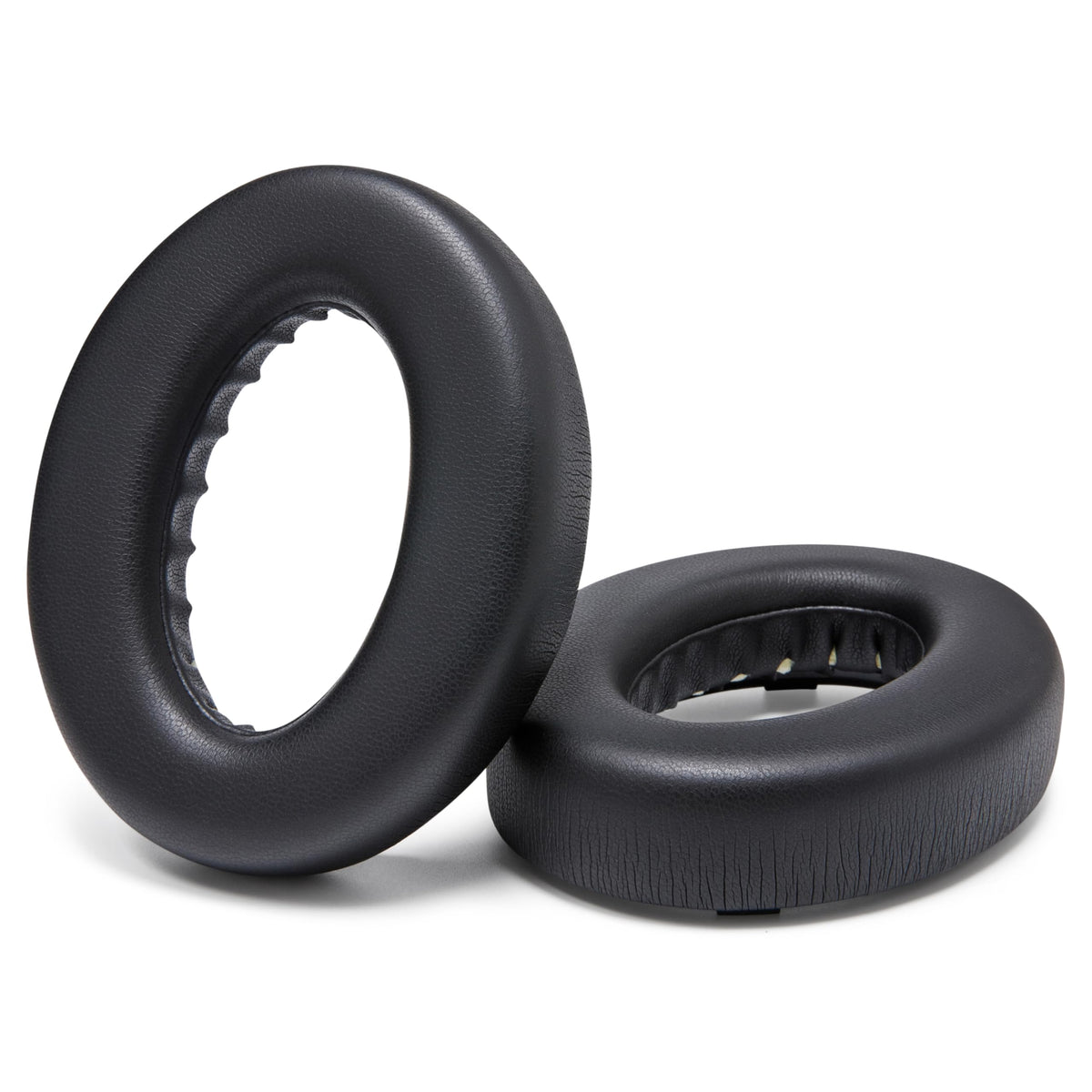 WC PadZ QC Ultra black color design close-up shows sleek aesthetic.
