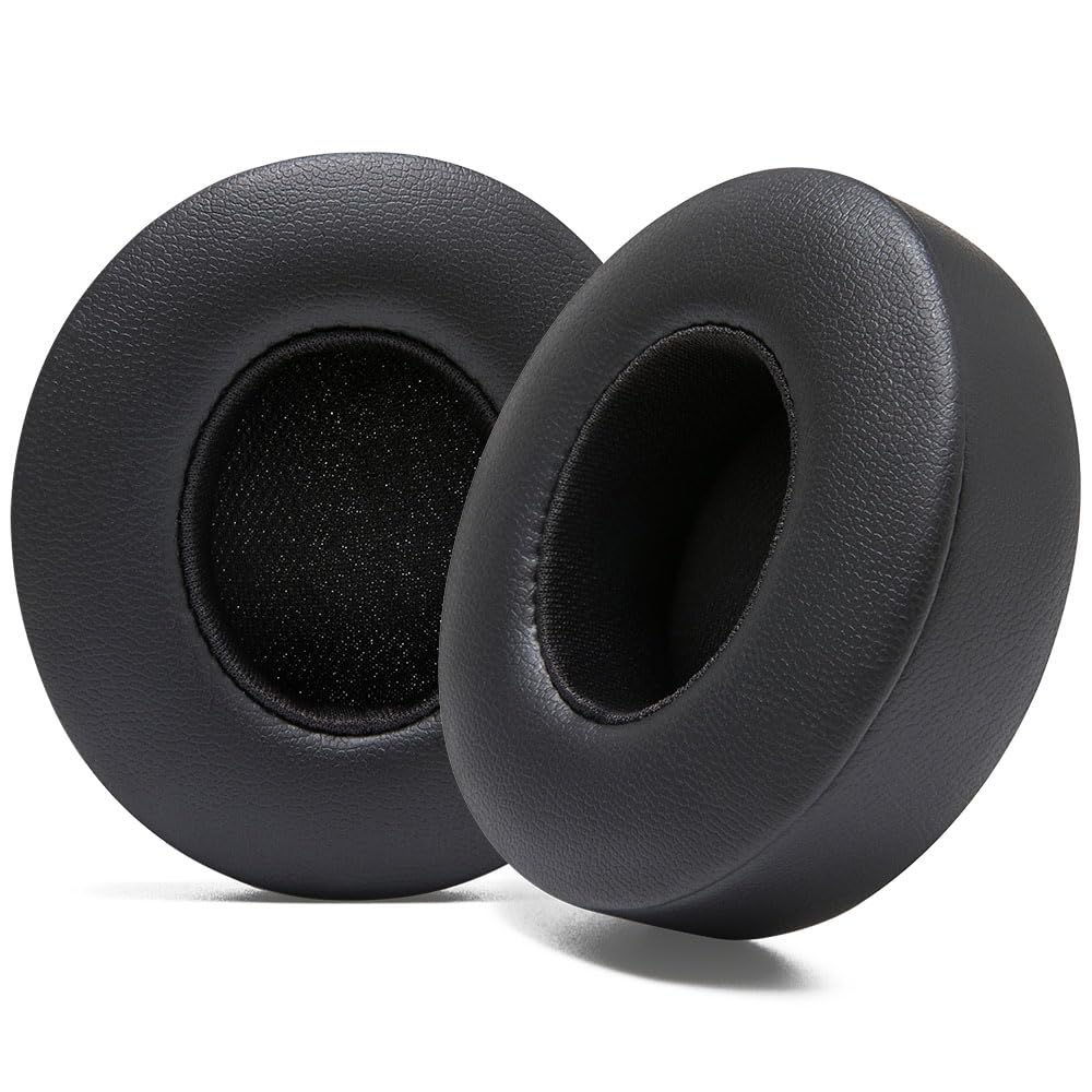WC PadZ Solo 4 earpad close-up showing plush memory foam for comfort