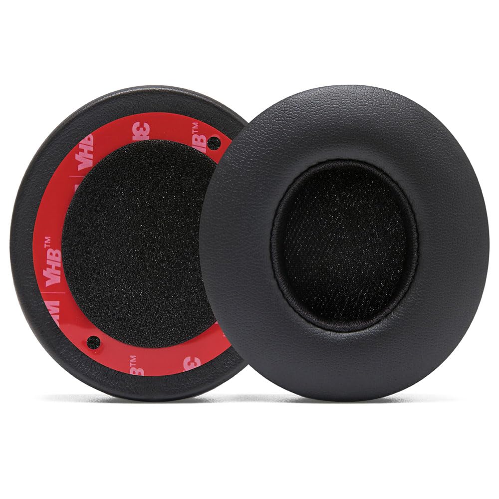 WC PadZ Solo 4 earpad close-up showing premium PU leather texture