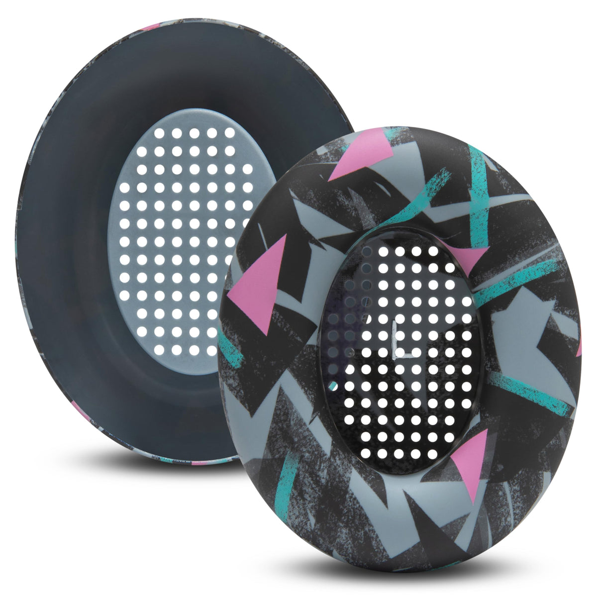 Two-piece WC SweatZ Momentum 4 set packaged for earpad protection