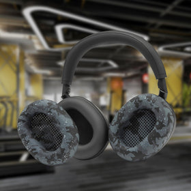 WC SweatZ XM6 suitable for workouts and daily commutes