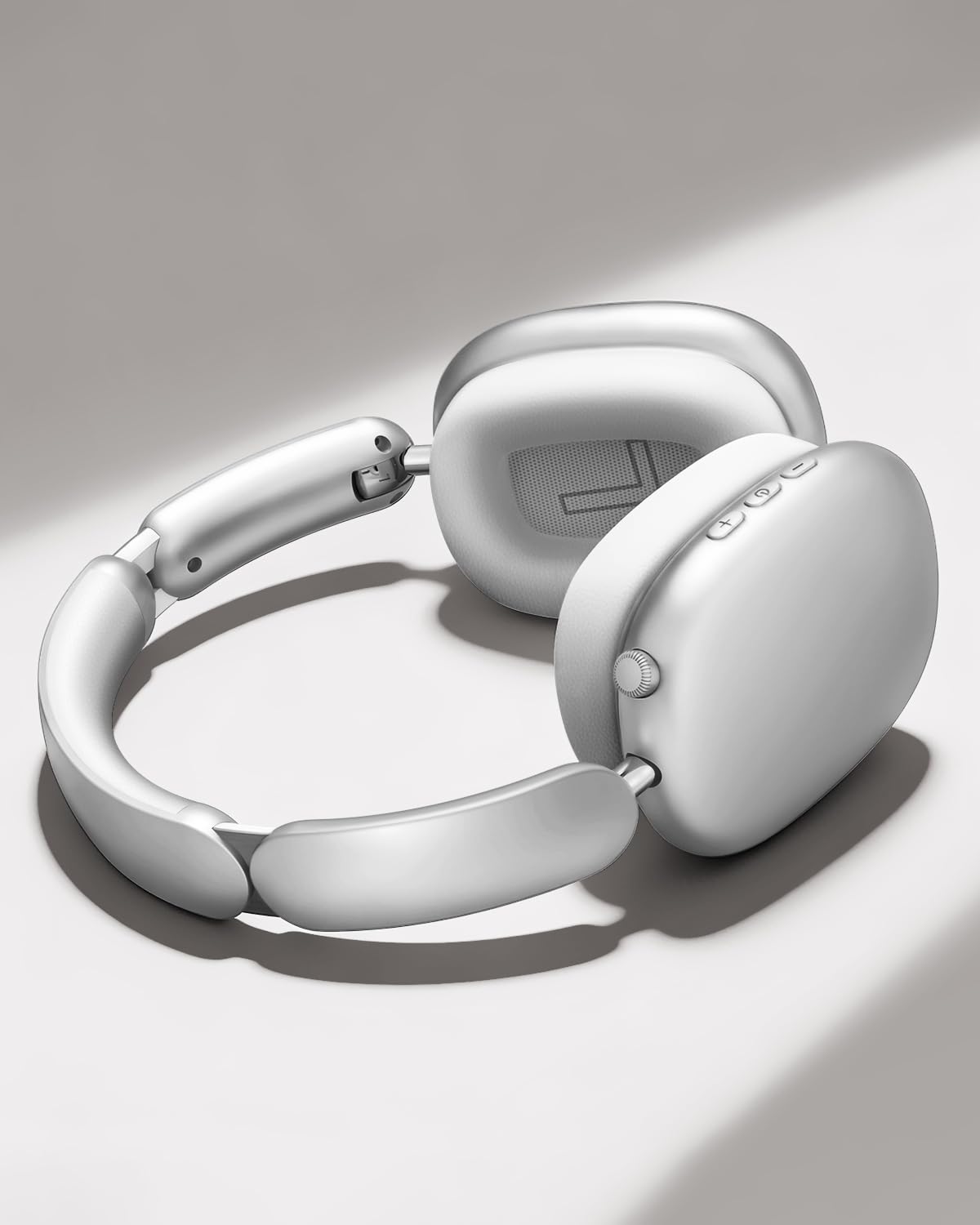 Wentronic Y02 earcup close-up with memory foam cushioning for long-wear comfort