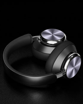Wentronic Y03 worn on head in lifestyle scene showing noise reduction while commuting