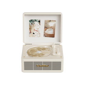 WhatPlus CD Player front view shows retro design and desktop-ready build.