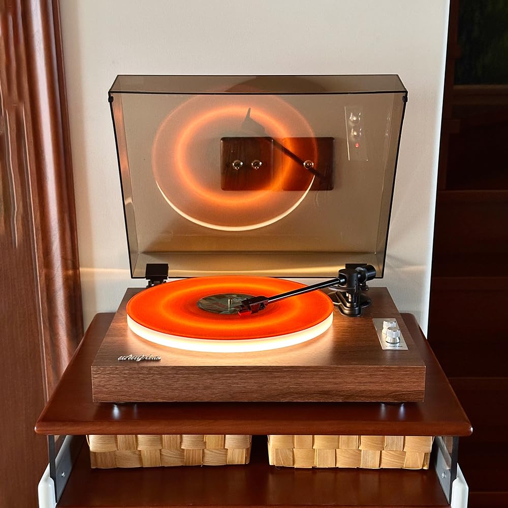 WhatPlus Vintage turntable Bluetooth connectivity enables wireless playback