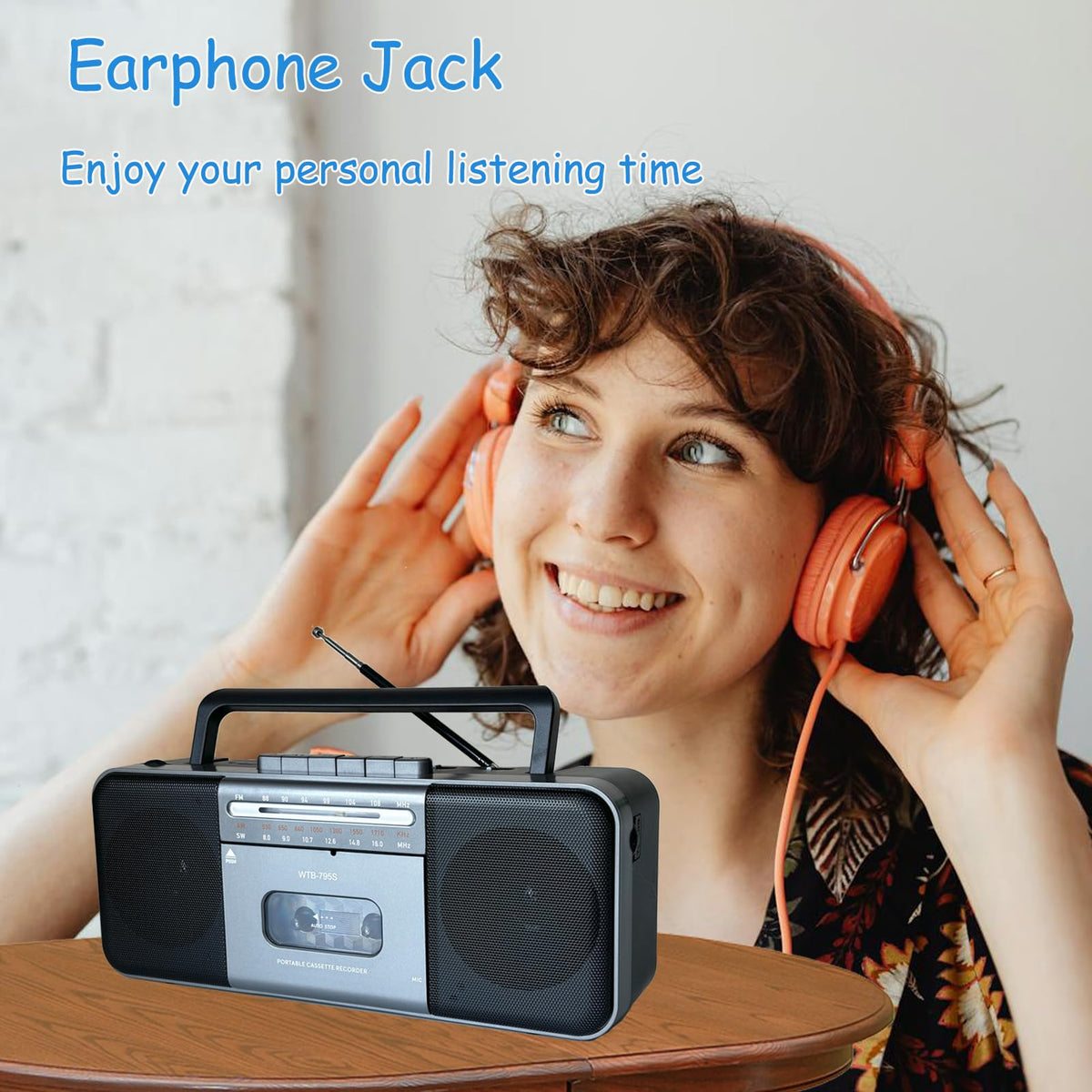 WIITHINK lifestyle photo showing the player outdoors for casual music and recording