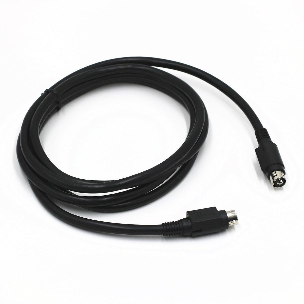 Wood Thrush OFC core cable emphasizes pure, high-fidelity sound reproduction.