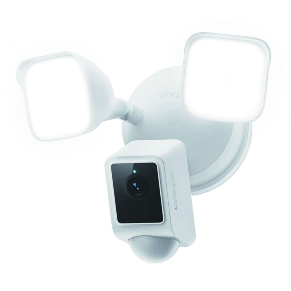 Wyze Floodlight Camera V2 with 2K video clarity for day and night footage.