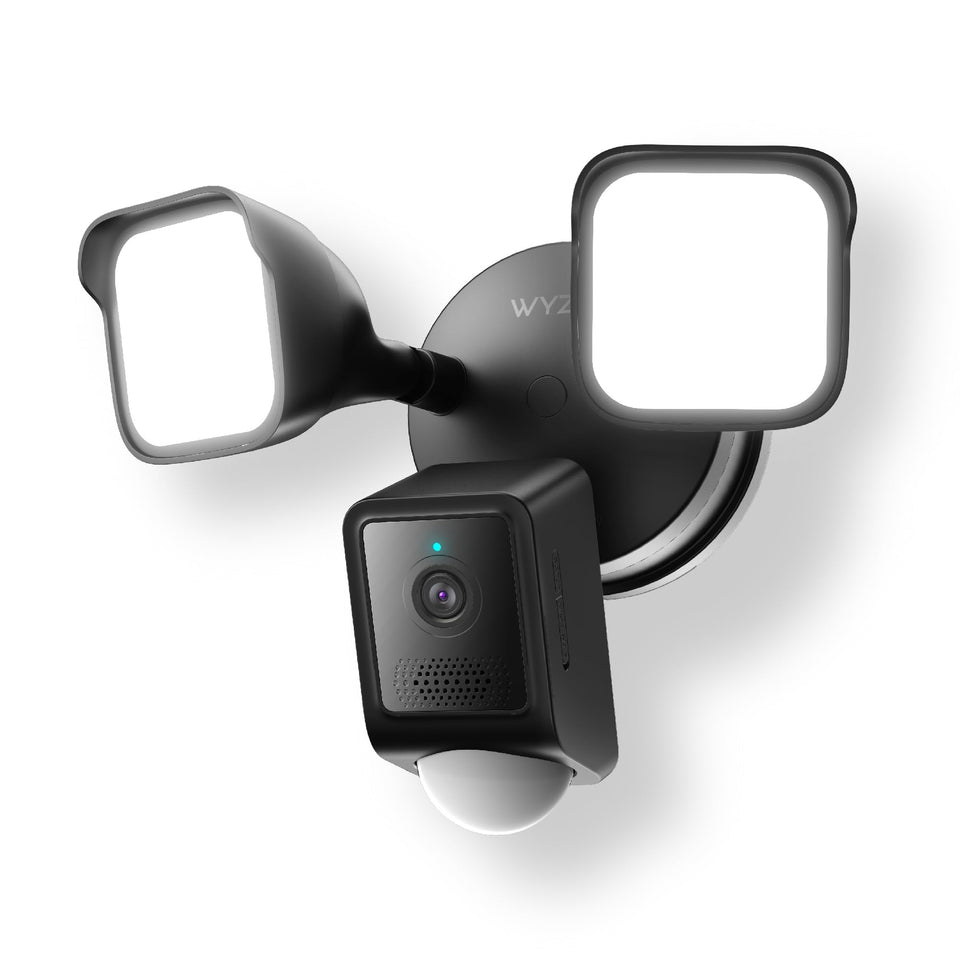 WYZE Floodlight Camera v2 front view highlights 2K HD clarity for outdoor surveillance
