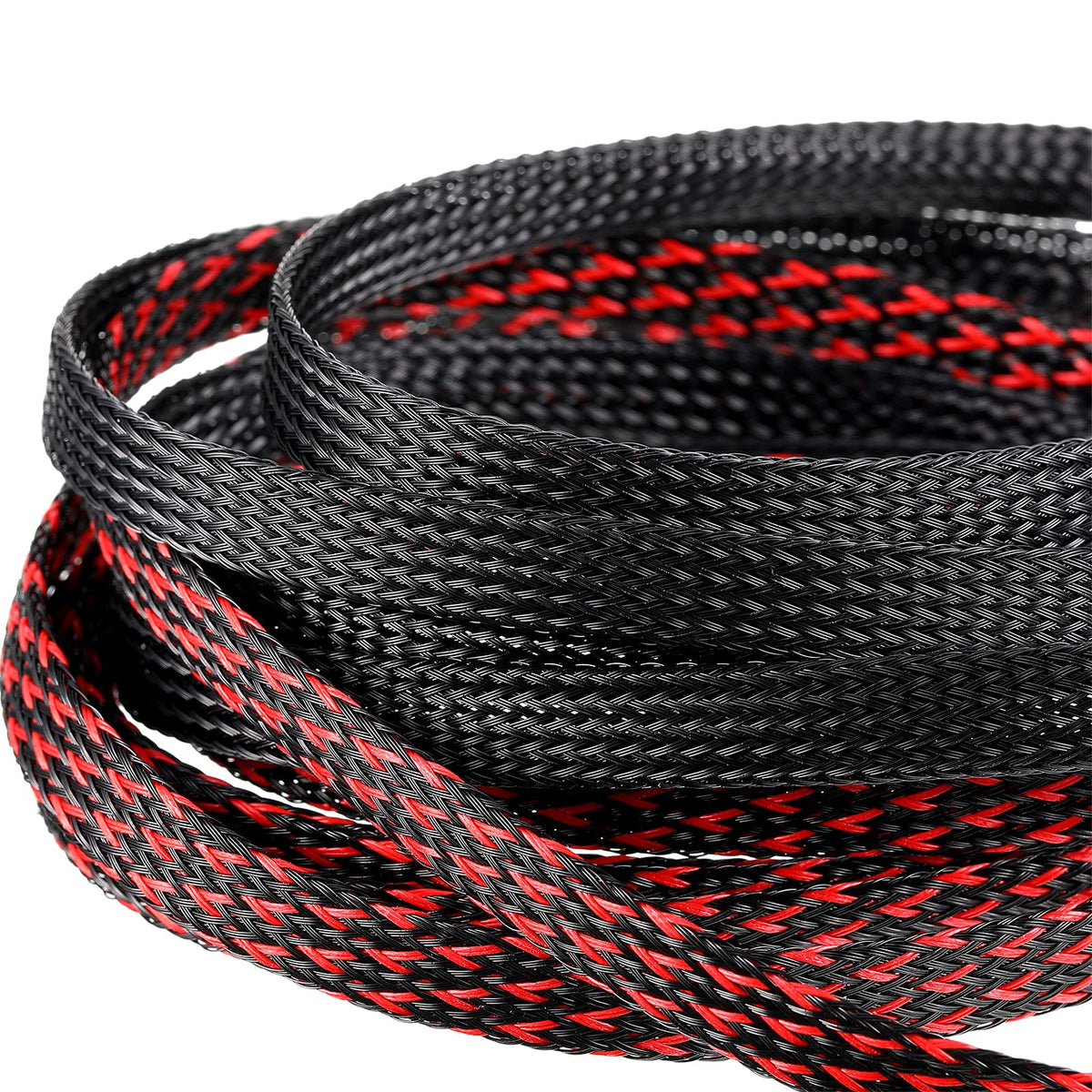 Xuniea pet-proof sleeve guards wires from curious pets.