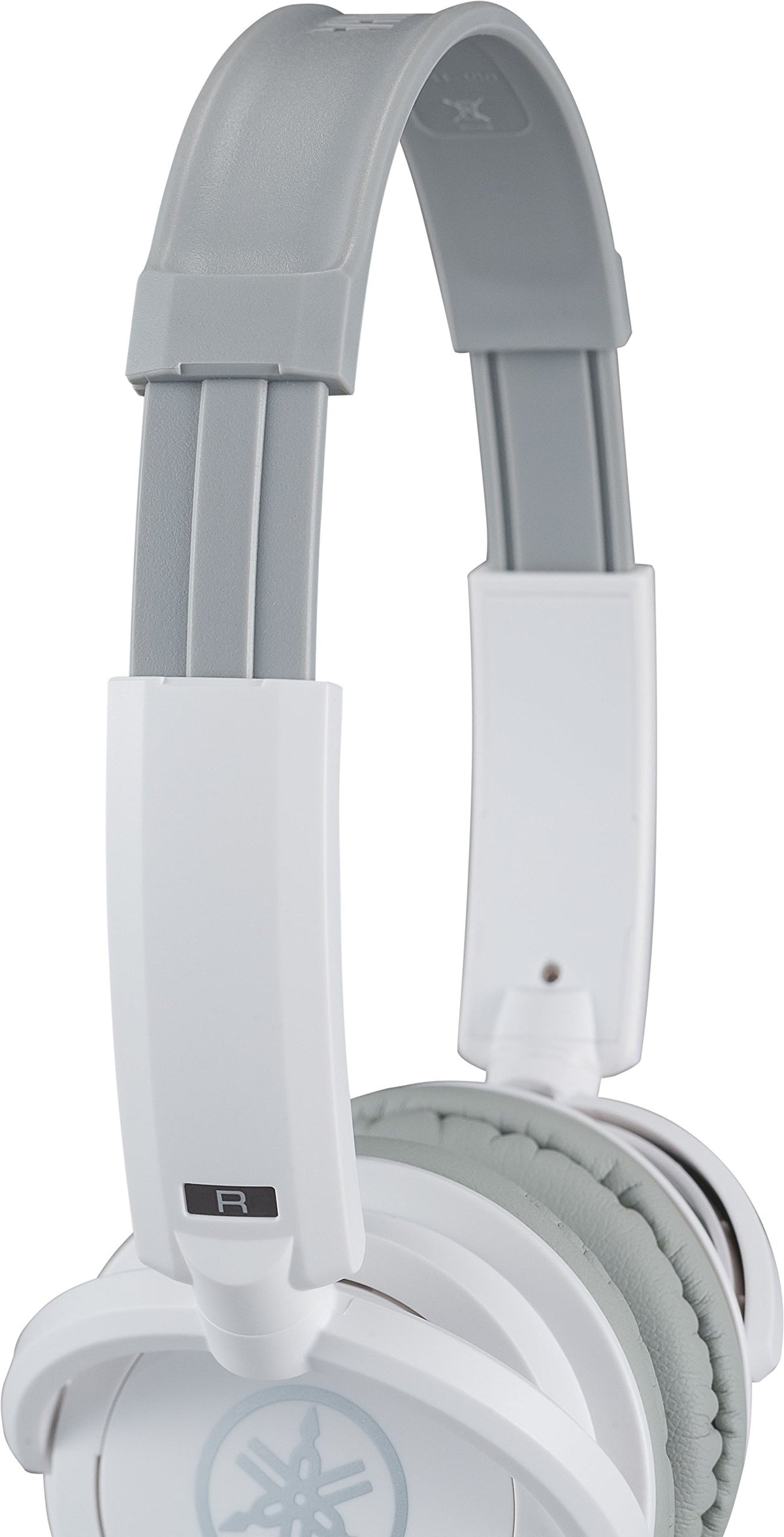 Yamaha HPH-100WH with 2m cable and 6.3mm adapter showing scale and easy instrument connection