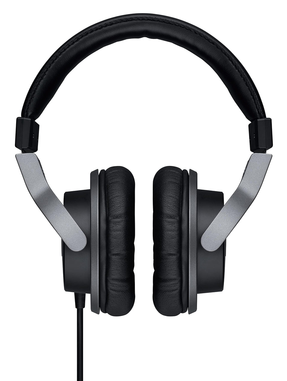 Yamaha HPH-MT7 left earcup close-up highlights isolation for precise monitoring