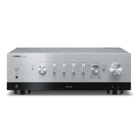 Yamaha R-N800A connection panel in silver highlighting streaming and USB connectivity