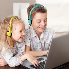 YFSFQS lightweight student headphones suitable for daily use