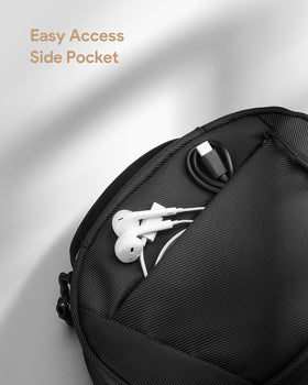 YINKECASE interior sponge lining cushions headphones gently.