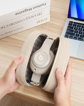 YINKECASE upgraded Oxford fabric padding adds soft inner protection