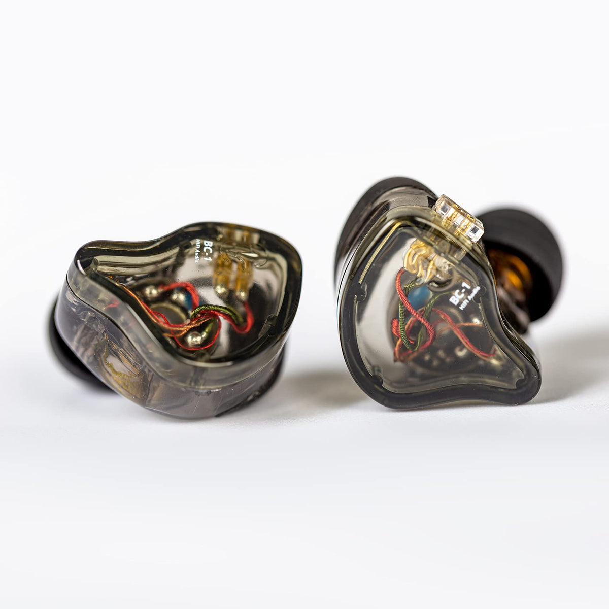 YINYOO CCZ Melody ultra-lightweight at 2.3g per earbud for extended wear.