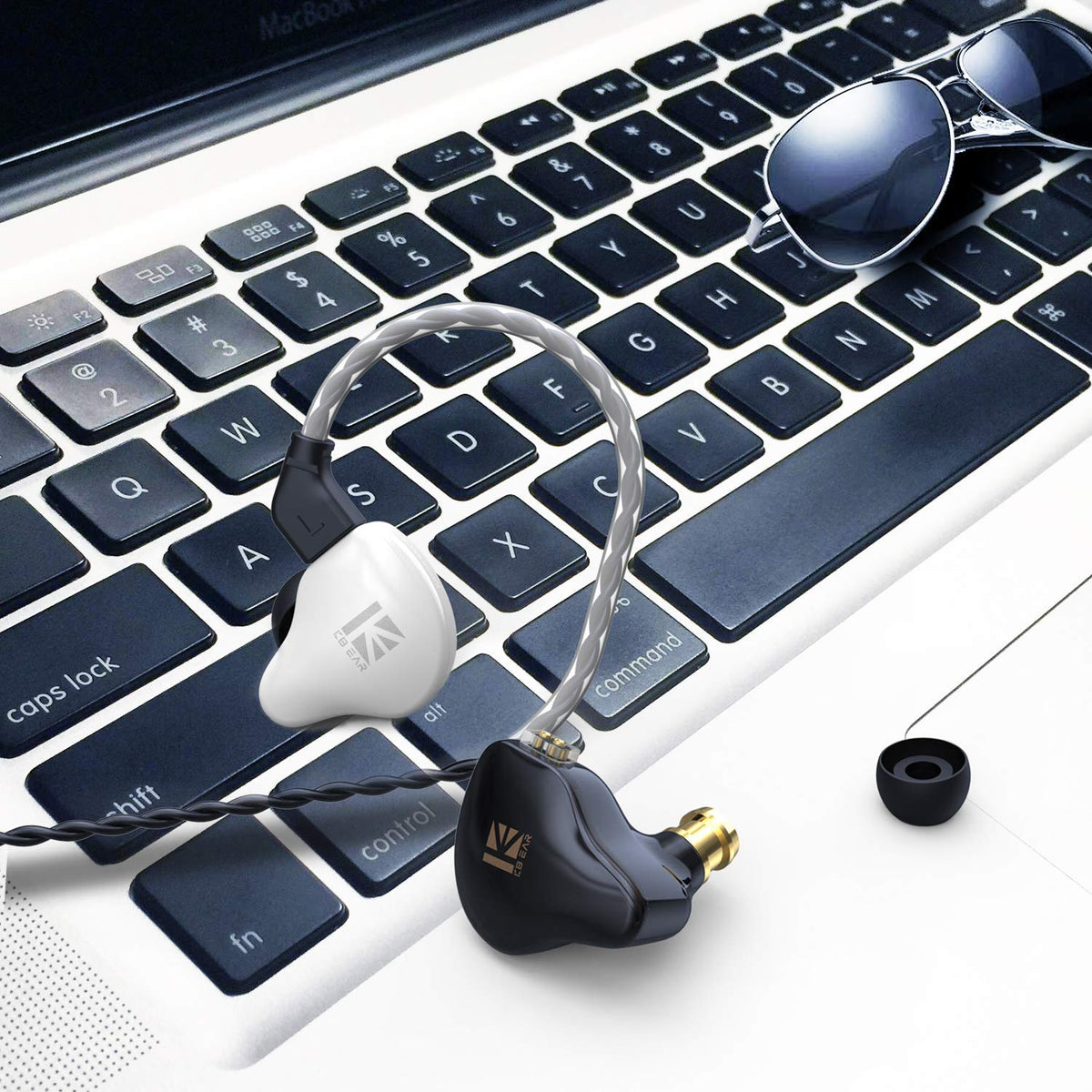 YINYOO KS1 value-packed set includes ear tips, spare earpieces, and a warranty for peace of mind.