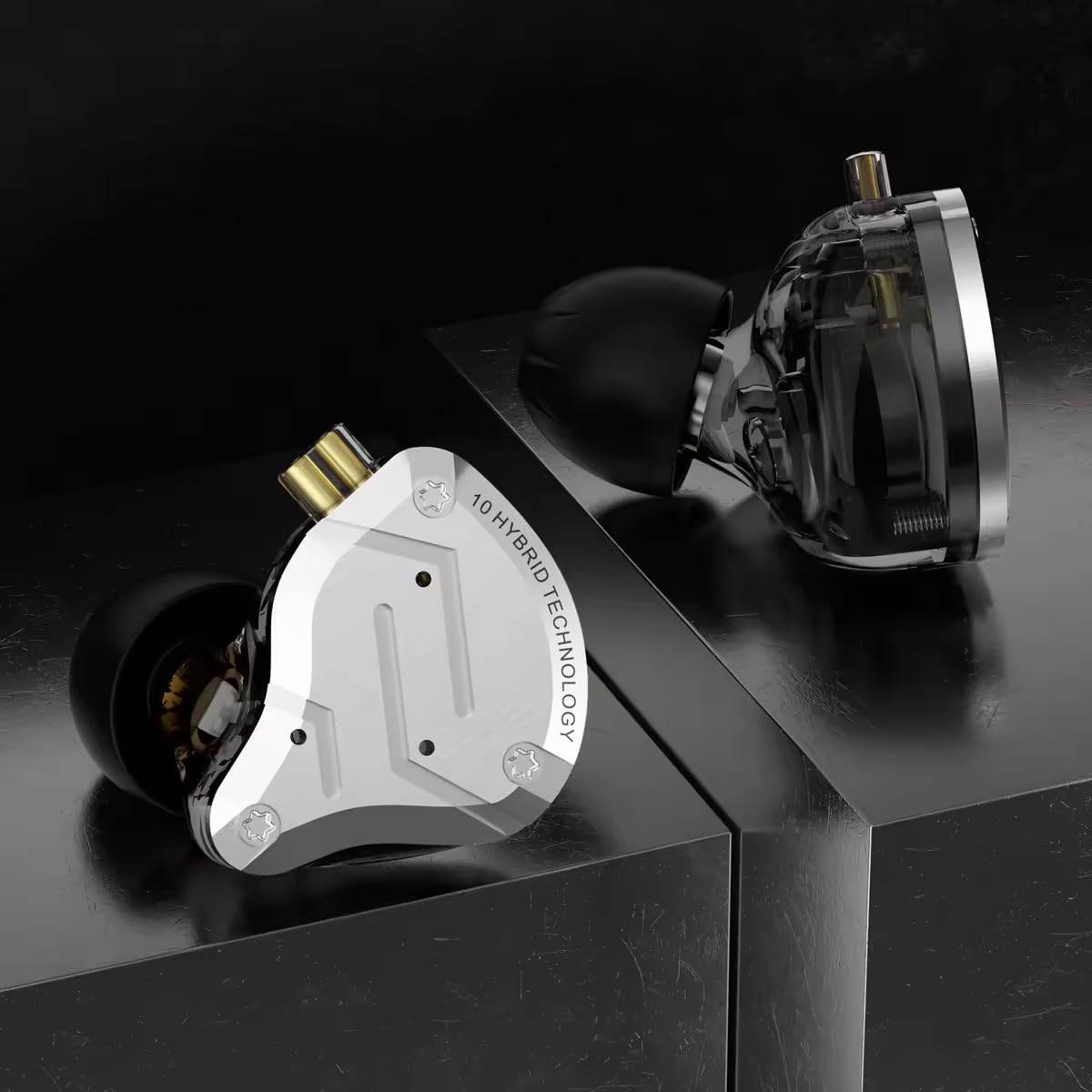 YINYOO KZ ZS10 PRO in gaming setup showing clear positional audio benefit