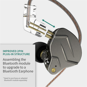 YINYOO KZ ZSN Pro worn by gamer demonstrating ergonomic fit and secure ear-hook, comfortable long-use benefit