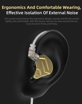 YINYOO ZSN PRO X in-use image shows secure gaming fit and clear detail.