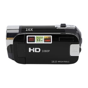 Yoidesu USB port and card slot visible, fast file transfer benefit