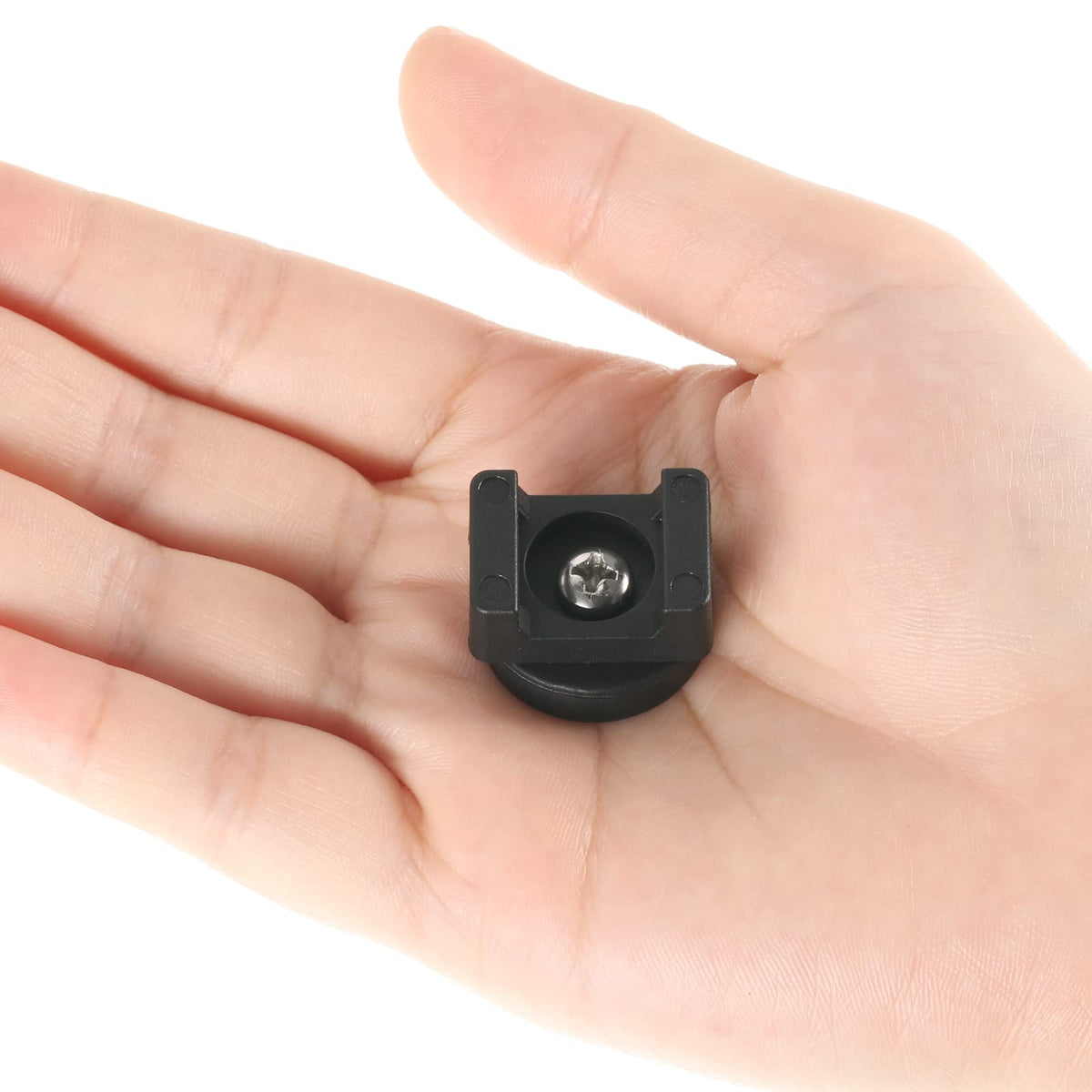 Yookeer size comparison beside coin showing compact 22 mm diameter and space-saving benefit