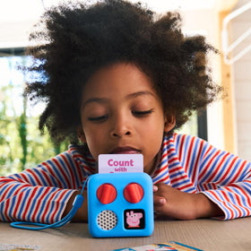 Yoto Mini battery life up to 14 hours for screen-free play.