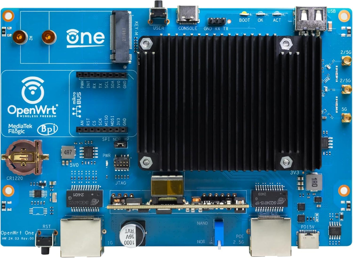 youyeetoo Banana Pi OpenWrt One top view highlighting cooling and reliability.