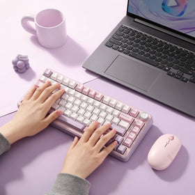 YUNZII B75 PRO RGB backlight offers dynamic effects.