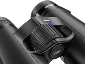 ZEISS SFL 50s edge-to-edge sharpness across wide fields in use.