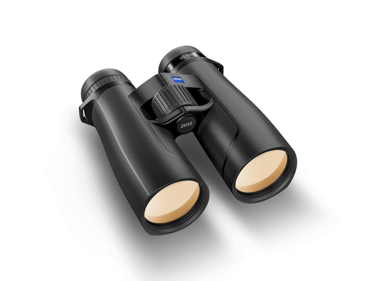 ZEISS SFL LotuTec keeps glass clear in rain for reliable viewing.