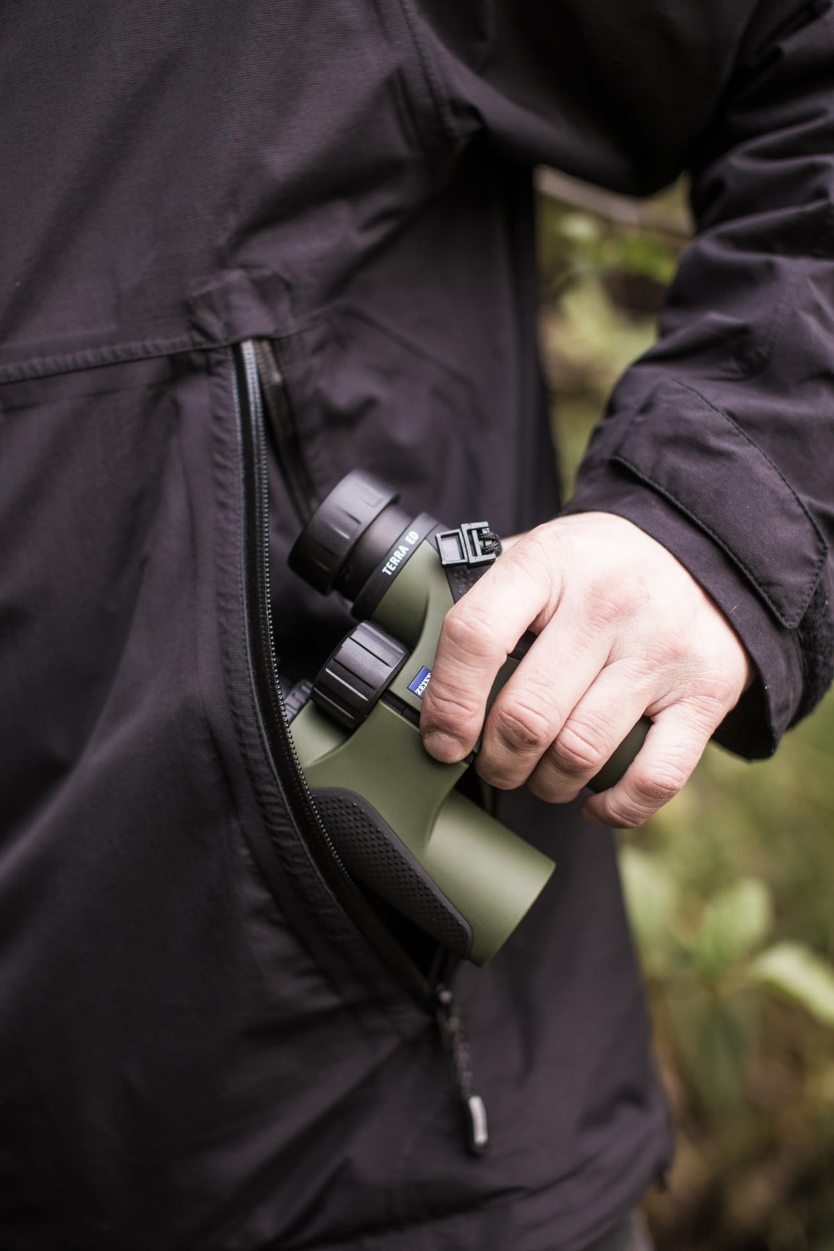 ZEISS Terra ED 8x42 compact and lightweight design for travel.