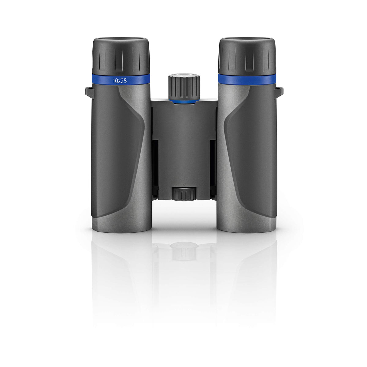 Waterproof body of ZEISS Terra ED Pocket 8x25 withstands all-weather viewing