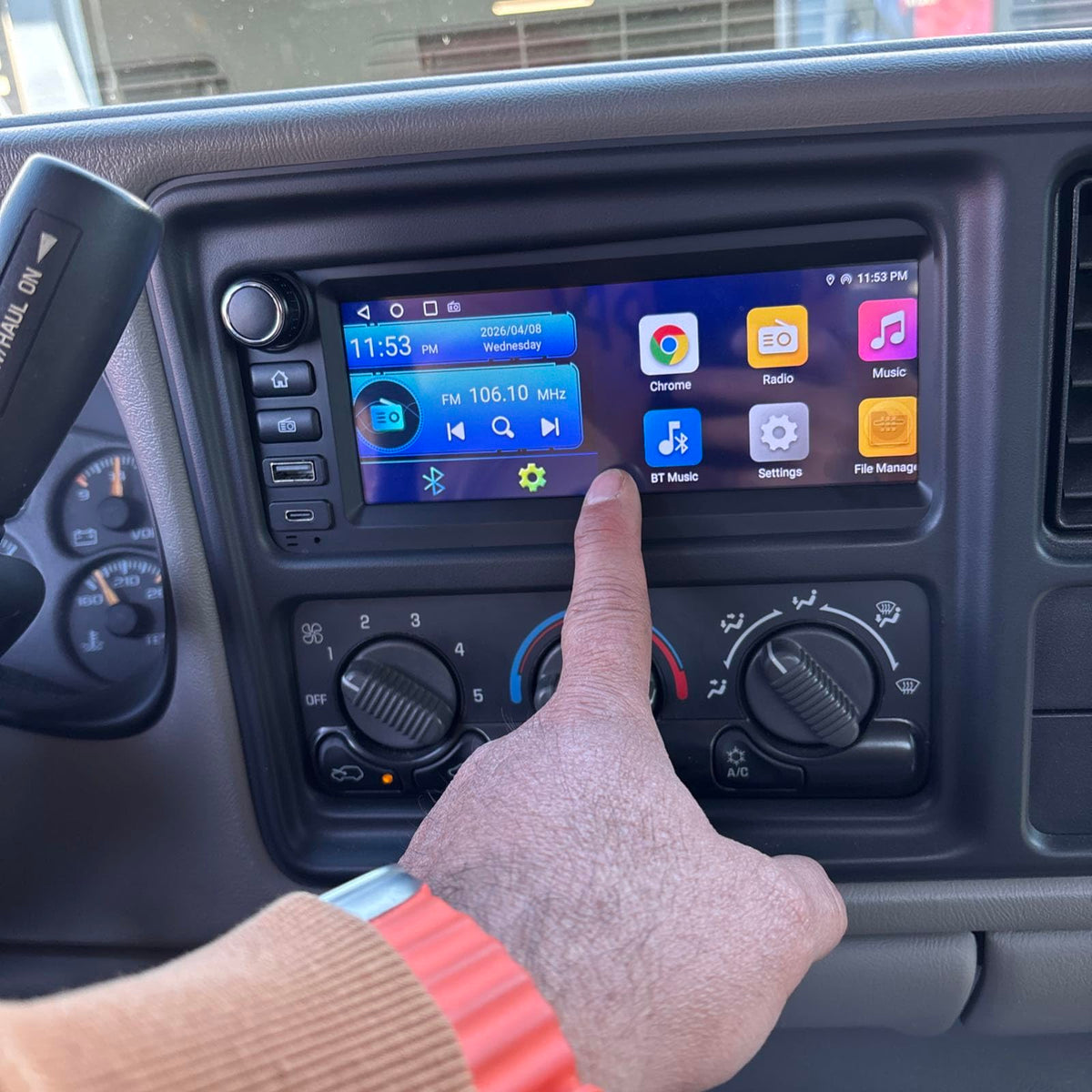 Zeminba dashboard navigation with offline GPS for maps without data.