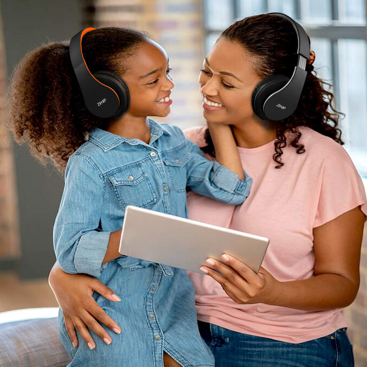 ZIHNIC headset controls showing Micro SD and FM access for flexibility
