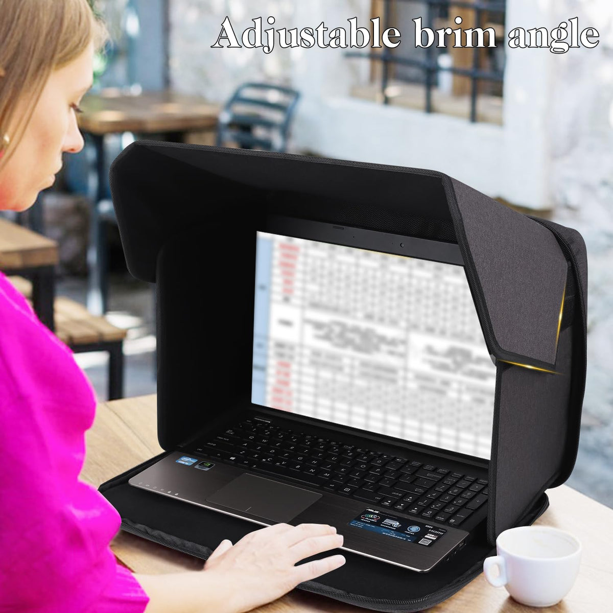 ZIORS smooth zipper and handle protecting laptop during travel